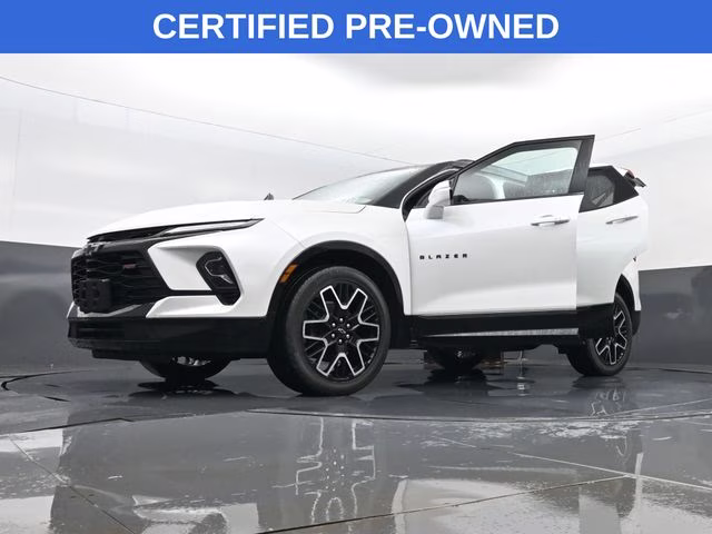 2023 Iridescent Pearl Tricoat Chevrolet Blazer RS AWD SUV