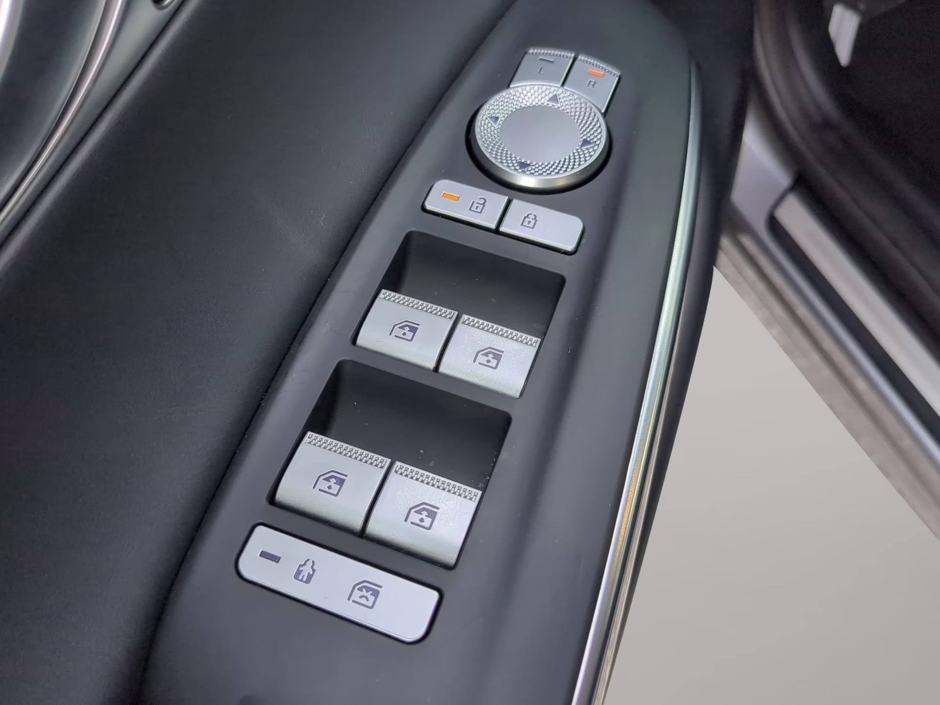 2026 Savile Silver Genesis GV70 2.5T AWD SUV
