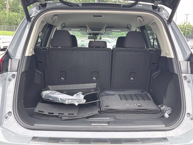 2026 Boulder Gray Pearl Nissan Rogue SV FWD SUV