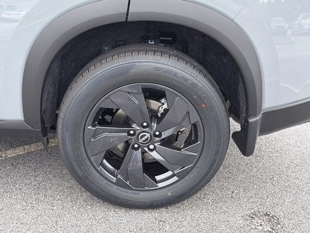 2026 Boulder Gray Pearl Nissan Rogue SV FWD SUV