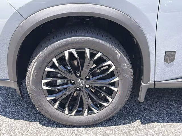 2026 Boulder Gray Pearl Nissan Rogue Dark Armor AWD SUV