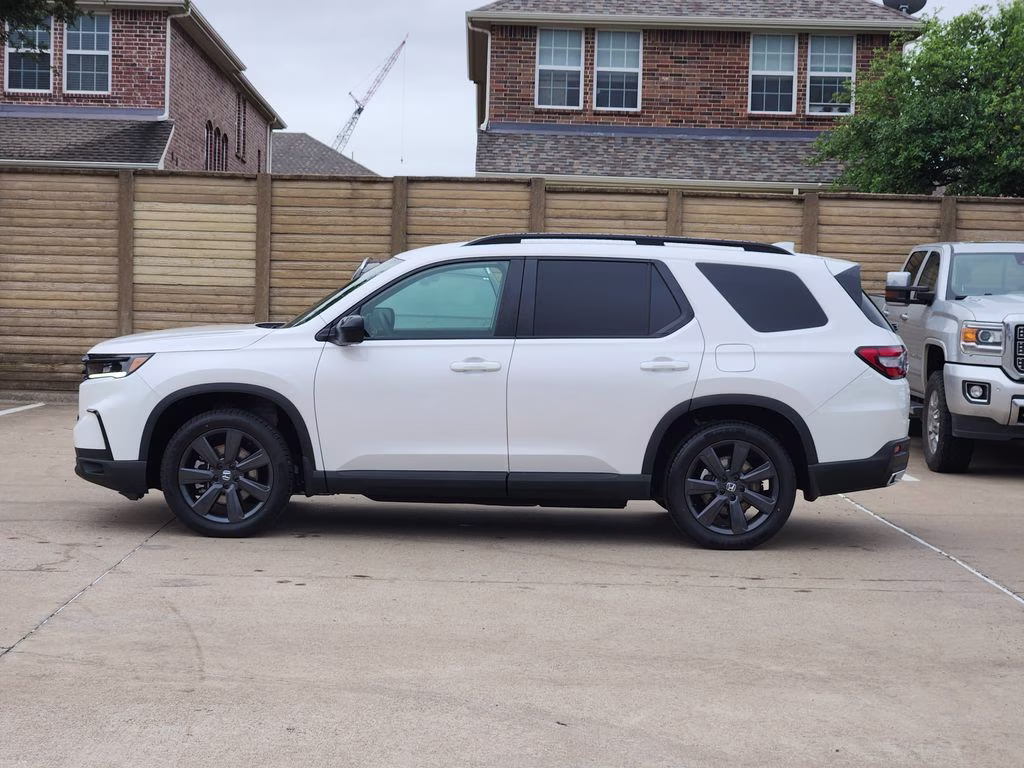 2025 Honda Pilot Sport FWD SUV