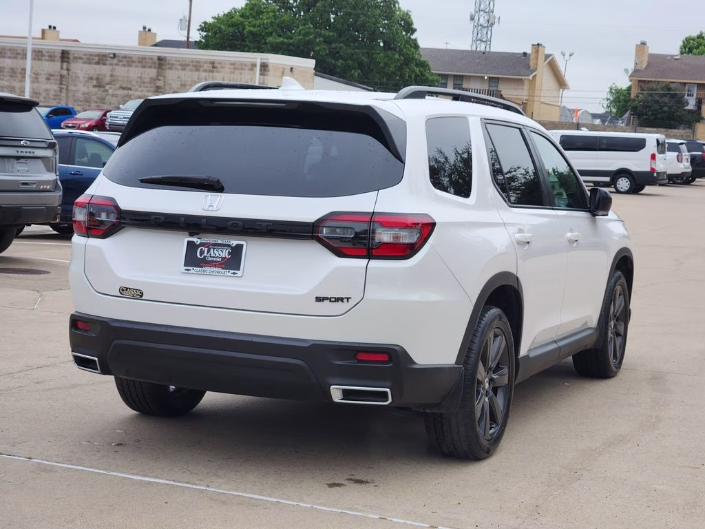 2025 Honda Pilot Sport FWD SUV