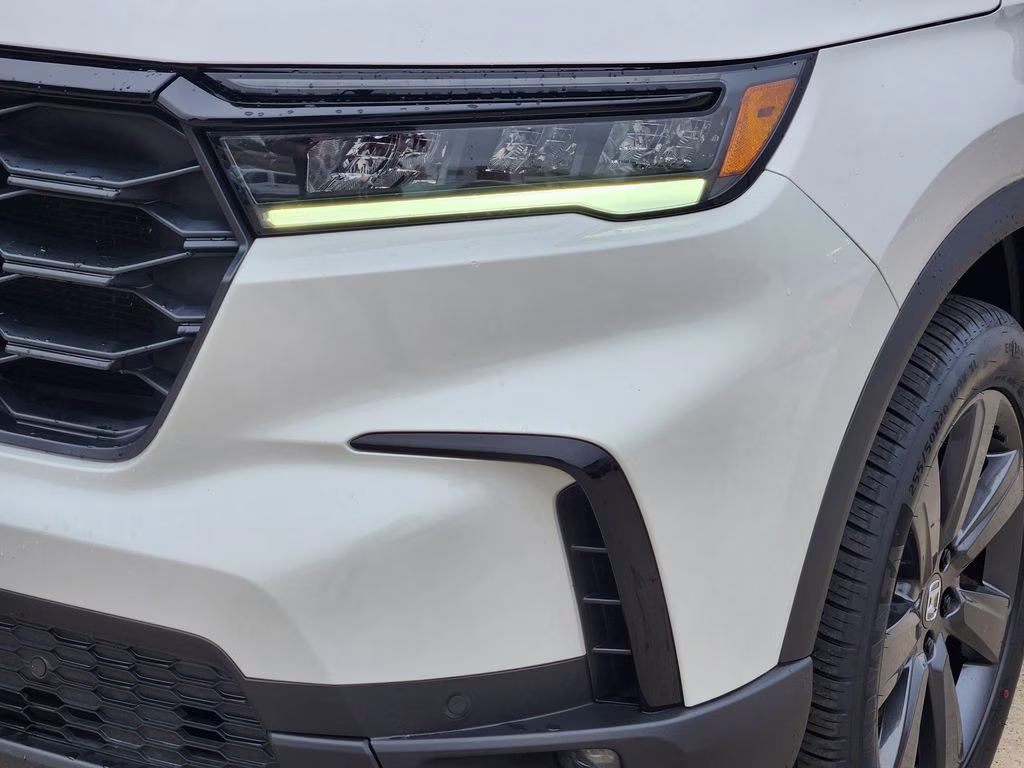 2025 Honda Pilot Sport FWD SUV