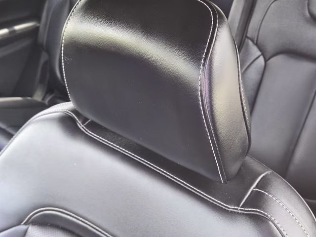 2024 Diamond Black Crystal Pearlcoat Jeep Grand Cherokee L Limited 4X4 SUV