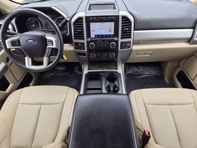2020 Black Metallic Ford Super Duty F-250 SRW Lariat 4X4 Truck