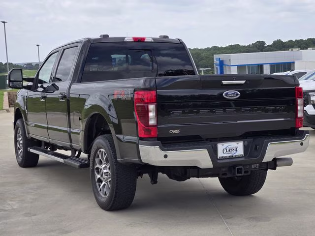 2020 Black Metallic Ford Super Duty F-250 SRW Lariat 4X4 Truck