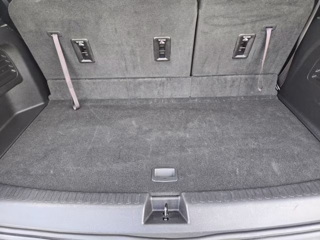 2025 Summit White GMC Acadia Elevation AWD SUV