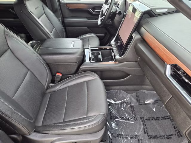 2025 Onyx Black GMC Yukon Denali 4X4 SUV
