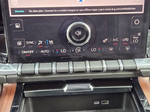2025 Onyx Black GMC Yukon Denali 4X4 SUV