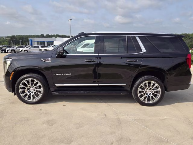 2025 Onyx Black GMC Yukon Denali 4X4 SUV