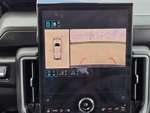 2025 Summit White GMC Yukon Denali 4X4 SUV
