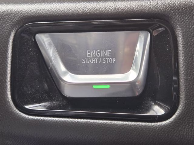 2025 Summit White GMC Yukon Denali 4X4 SUV