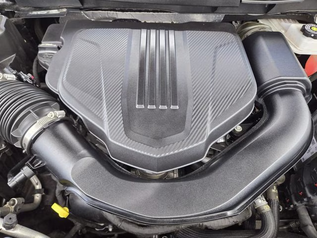 2024 Mosaic Black Metallic Chevrolet Traverse LT FWD SUV