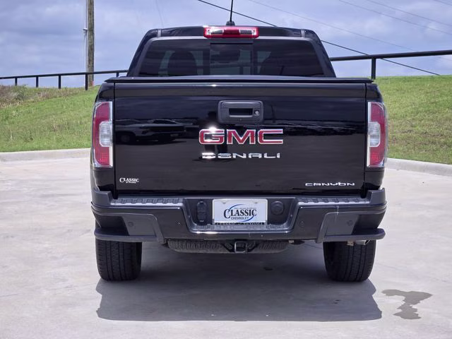 2022 Onyx Black GMC Canyon Denali 4X4 Truck