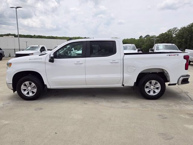 2025 Summit White Chevrolet Silverado 1500 LT 4X4 Truck