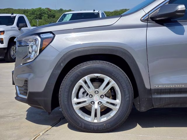 2023 Sterling Metallic GMC Terrain SLE FWD SUV