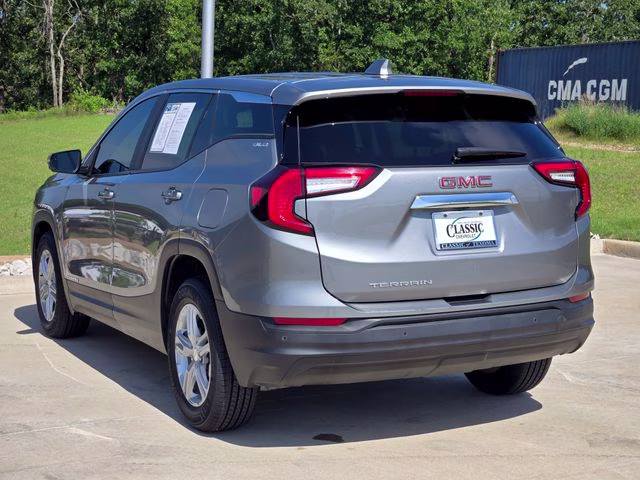2023 Sterling Metallic GMC Terrain SLE FWD SUV