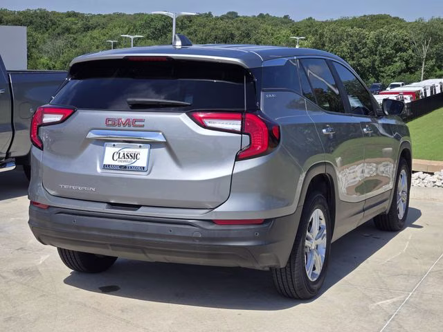 2023 Sterling Metallic GMC Terrain SLE FWD SUV