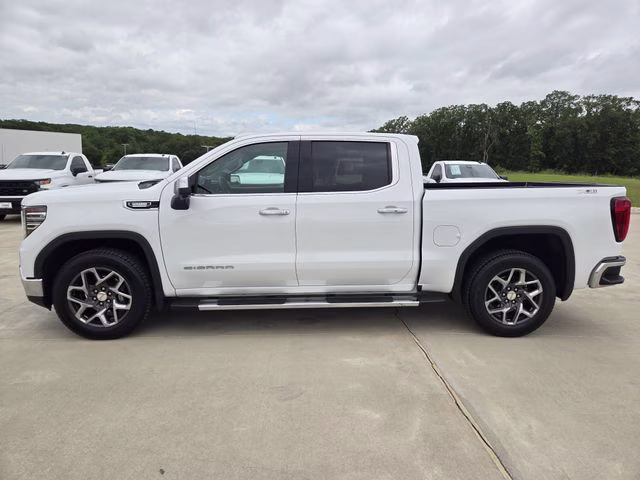 2024 Summit White GMC Sierra 1500 SLT 4X4 Truck