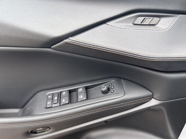 2026 Silver Zynith Clearcoat Jeep Cherokee Overland 4X4 SUV