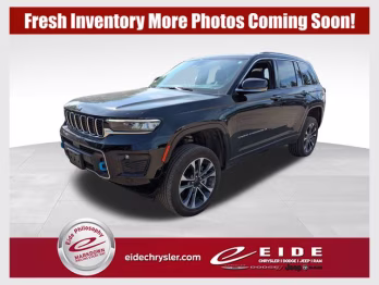 2022 Diamond Black Crystal Pearlcoat Jeep Grand Cherokee Overland 4xe 4X4 SUV
