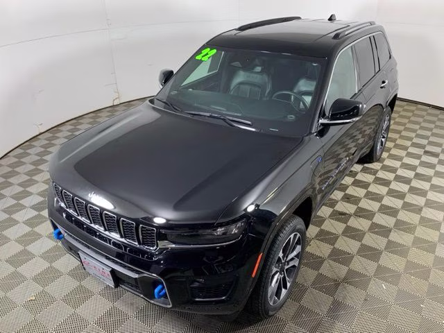 2022 Diamond Black Crystal Pearlcoat Jeep Grand Cherokee Overland 4xe 4X4 SUV