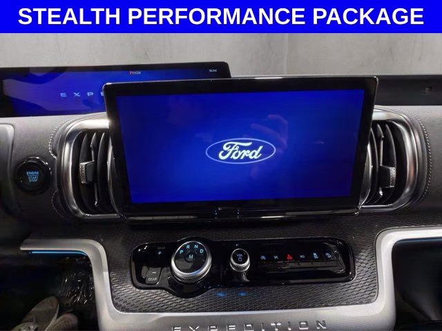2026 Glacier Gray Metallic Tri-Coat Ford Expedition Max Platinum 4X4 SUV