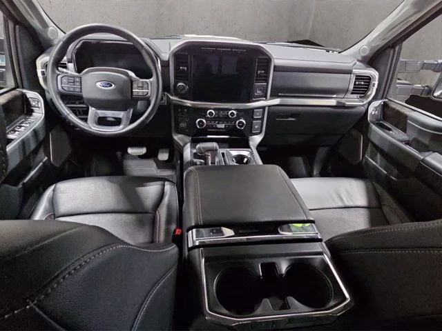 2023 Agate Black Metallic Ford F-150 Lariat 4X4 Truck