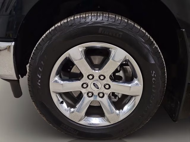2023 Agate Black Metallic Ford F-150 Lariat 4X4 Truck