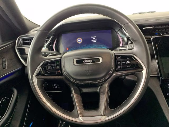 2022 Diamond Black Crystal Pearlcoat Jeep Grand Cherokee Overland 4xe 4X4 SUV