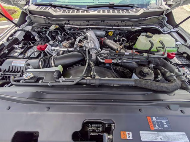 2026 Avalanche Ford Super Duty F-250 SRW LARIAT 4X4 Truck