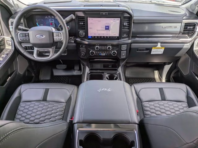 2026 Avalanche Ford Super Duty F-250 SRW LARIAT 4X4 Truck