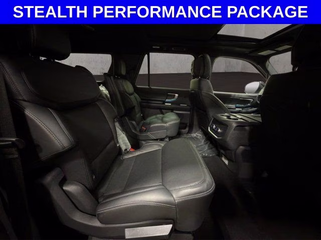 2026 Glacier Gray Metallic Tri-Coat Ford Expedition Max Platinum 4X4 SUV