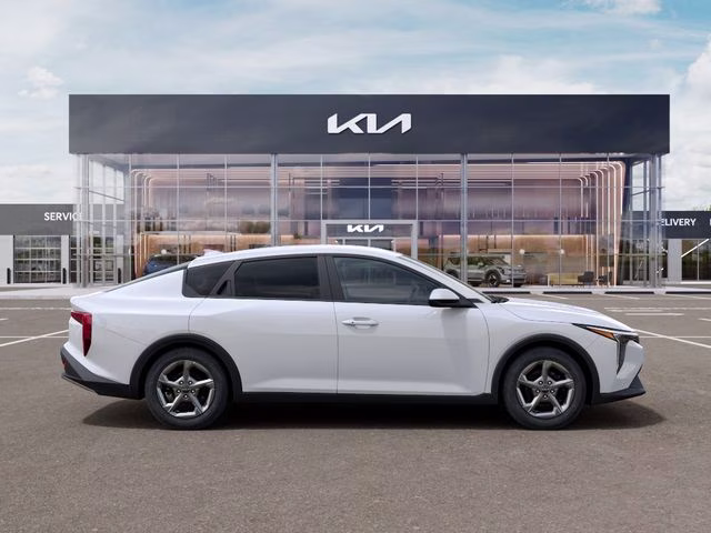 2026 White Kia K4 LXS FWD Sedan