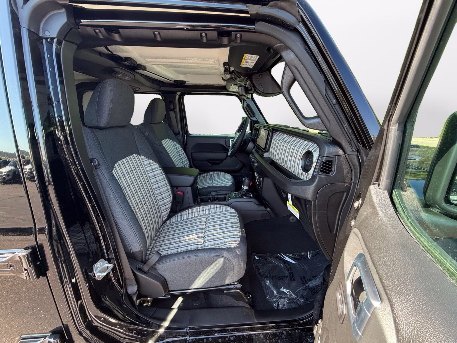 2026 Black Clearcoat Jeep Gladiator 85th Anniversary Edition 4X4 Truck