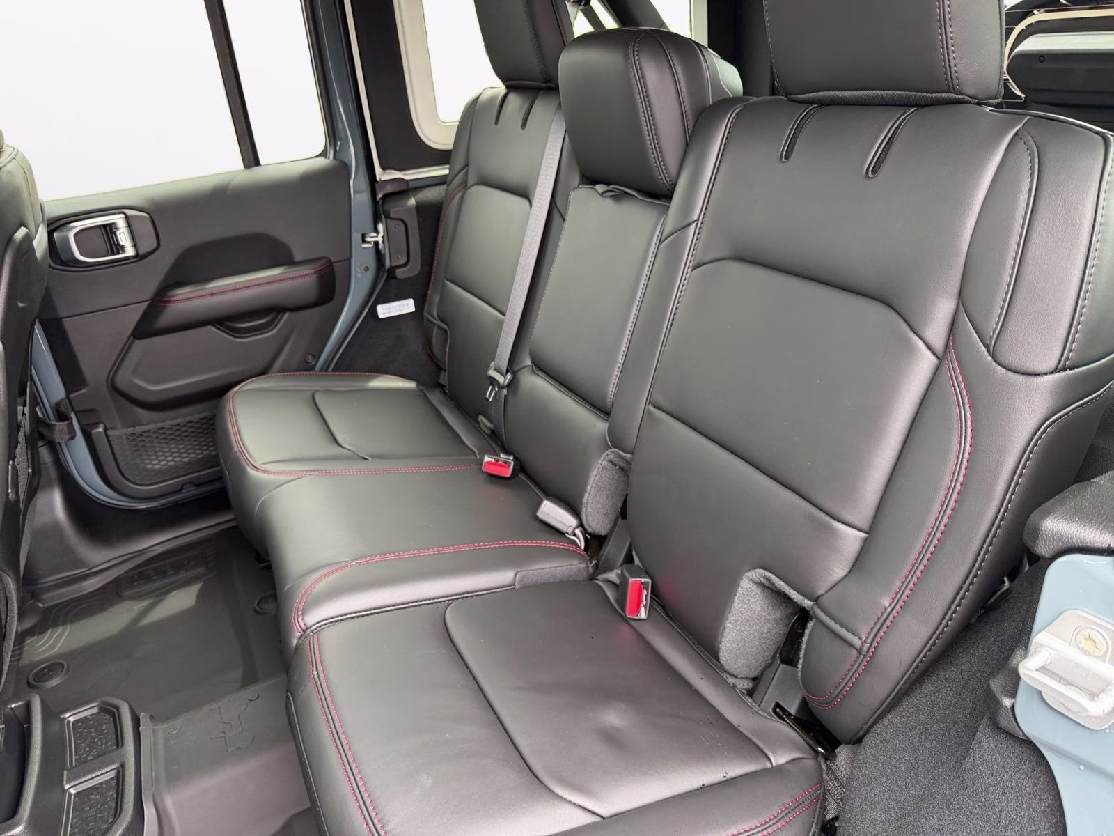 2026 Anvil Clear Coat Jeep Wrangler Rubicon X 4X4 SUV