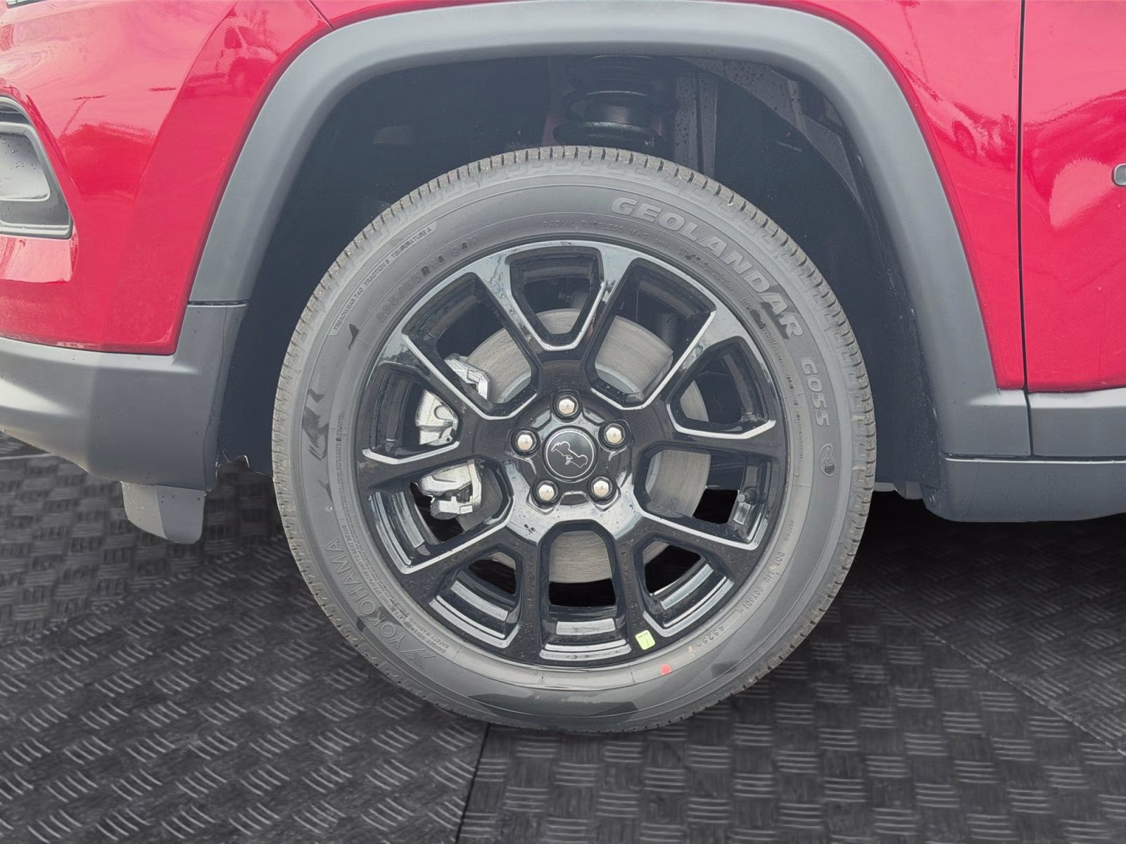 2026 Red Hot Pearlcoat Jeep Compass Latitude 4X4 SUV