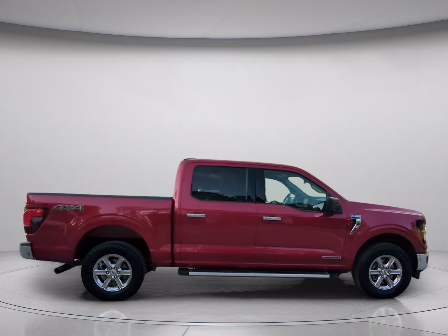 2025 Rapid Red Metallic Tinted Clearcoat Ford F-150 XLT Crew Cab Pickup 4X4 Truck