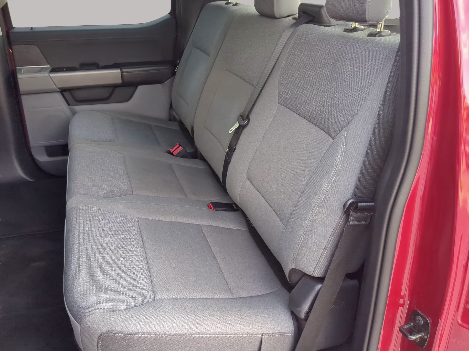 2025 Rapid Red Metallic Tinted Clearcoat Ford F-150 XLT Crew Cab Pickup 4X4 Truck