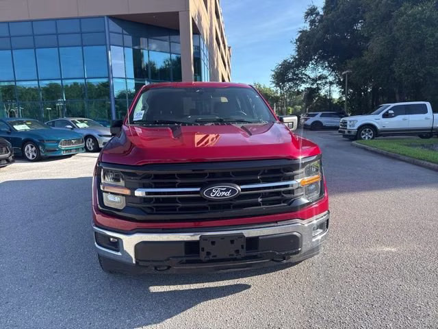2025 Rapid Red Metallic Tinted Clearcoat Ford F-150 XLT Crew Cab Pickup 4X4 Truck