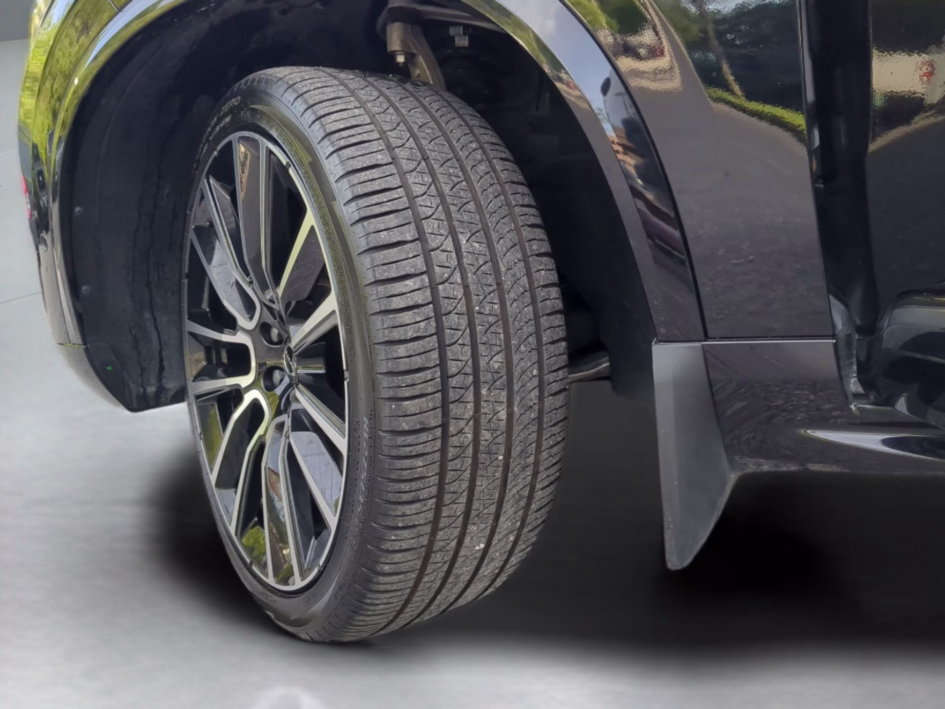 2026 Onyx Black Metallic Volvo XC90 Plus AWD SUV