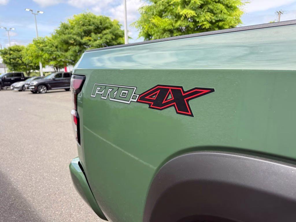 2026 Tactical Green Metallic Nissan Frontier PRO-4X 4X4 Truck