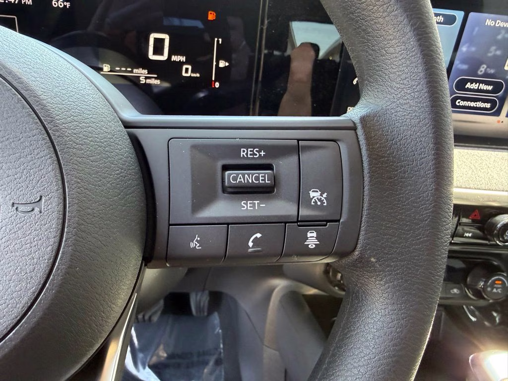 2026 Gun Metallic/Scarlet Ember Tintcoat Nissan Kicks SV AWD SUV