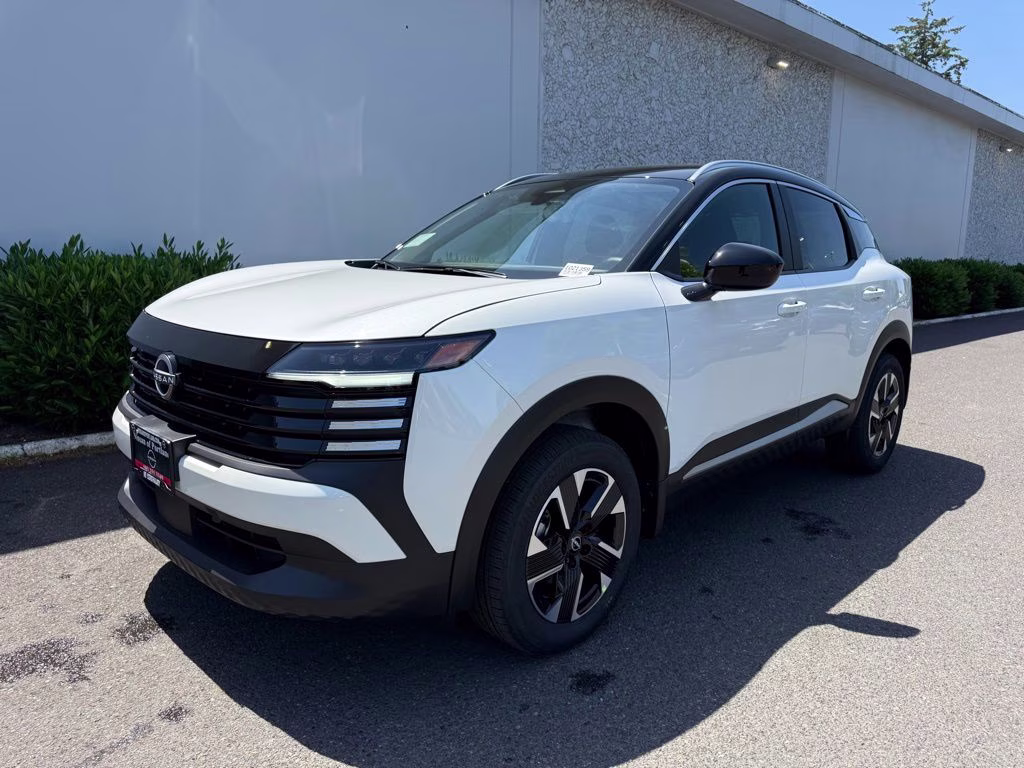 2026 Nissan Kicks 2.0 SV AWD's photo