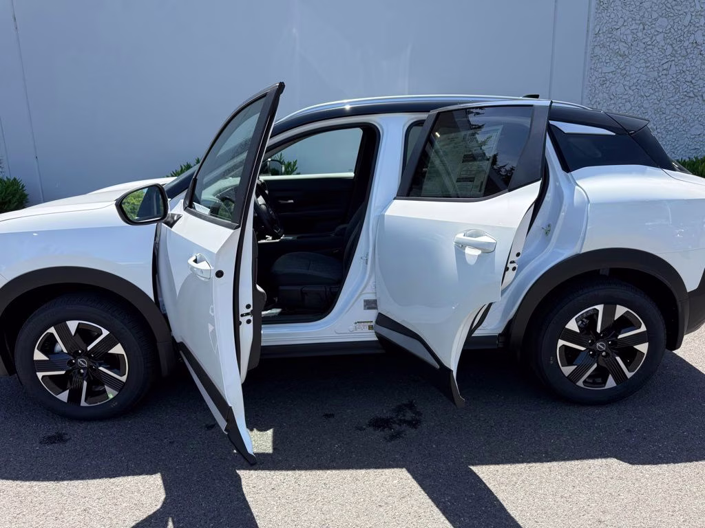 2026 Aspen White/Super Black Nissan Kicks SV AWD SUV