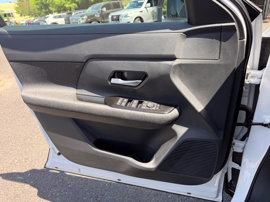 2026 Aspen White/Super Black Nissan Kicks SV AWD SUV