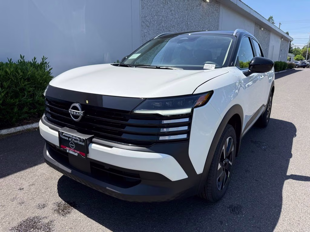 2026 Aspen White/Super Black Nissan Kicks SV AWD SUV