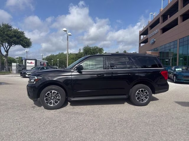 2024 Agate Black Metallic Ford Expedition XLT RWD SUV
