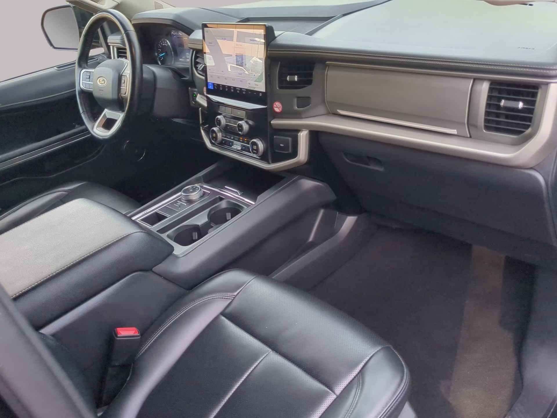 2024 Agate Black Metallic Ford Expedition XLT RWD SUV
